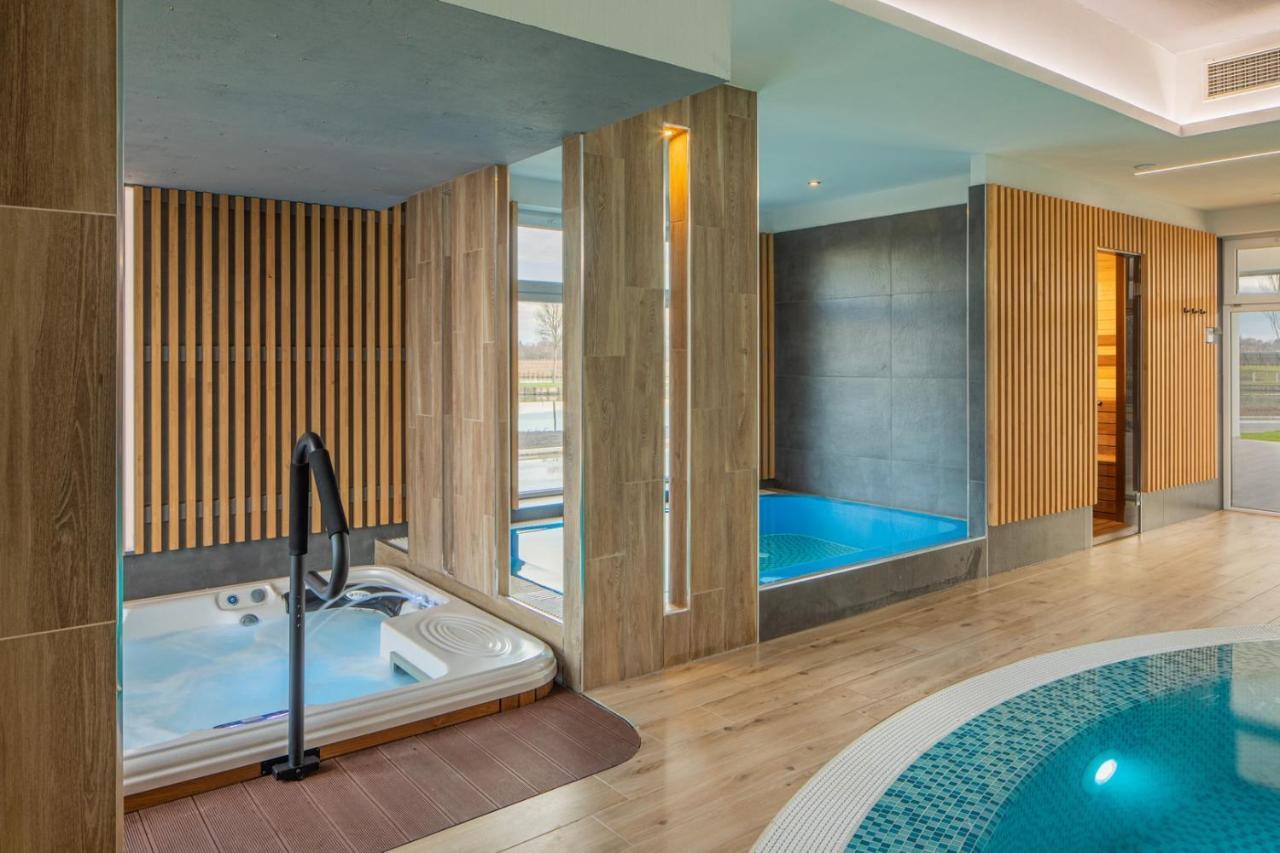 Sziget Hotel Nyíregyháza Zewnętrze zdjęcie
