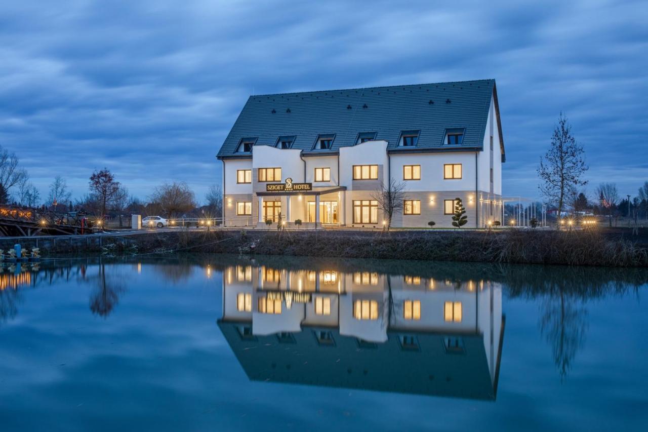 Sziget Hotel Nyíregyháza Zewnętrze zdjęcie