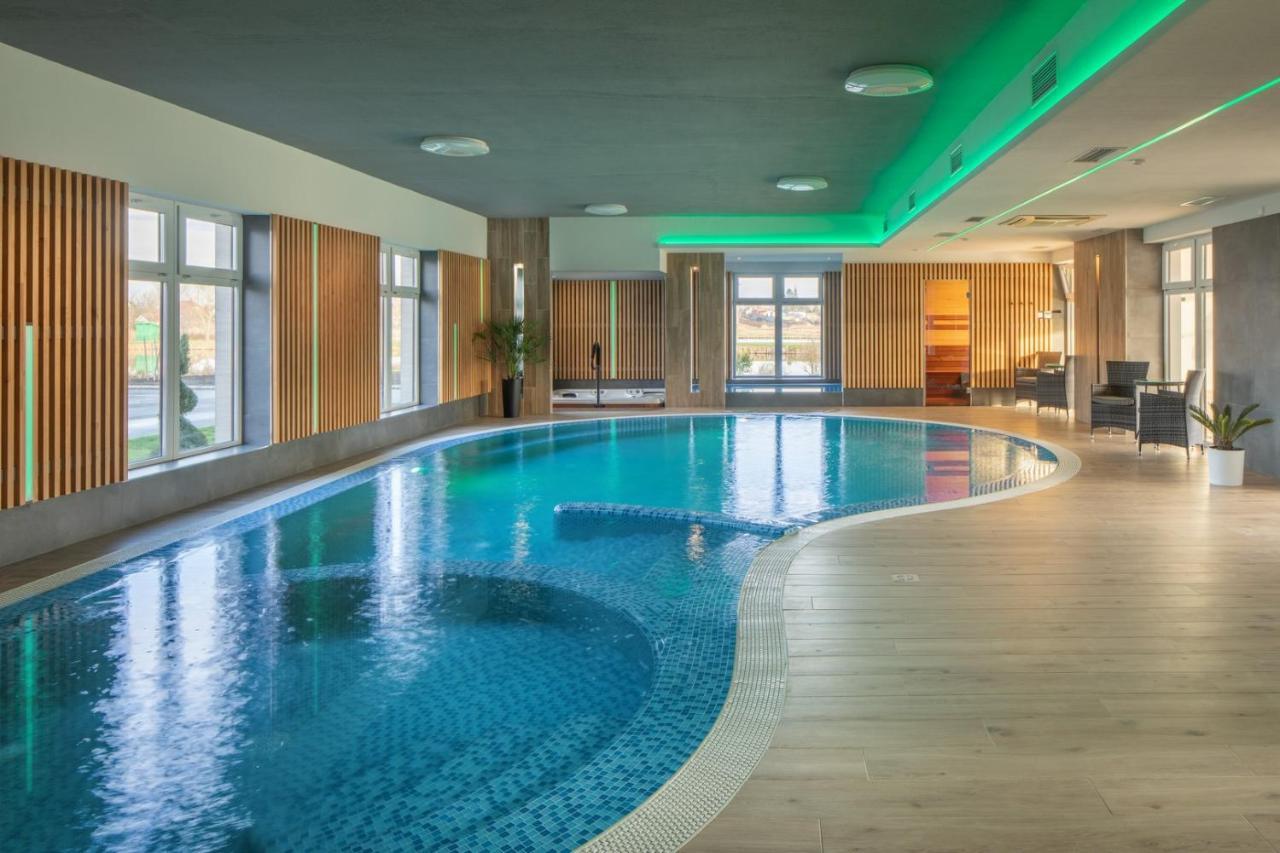 Sziget Hotel Nyíregyháza Zewnętrze zdjęcie