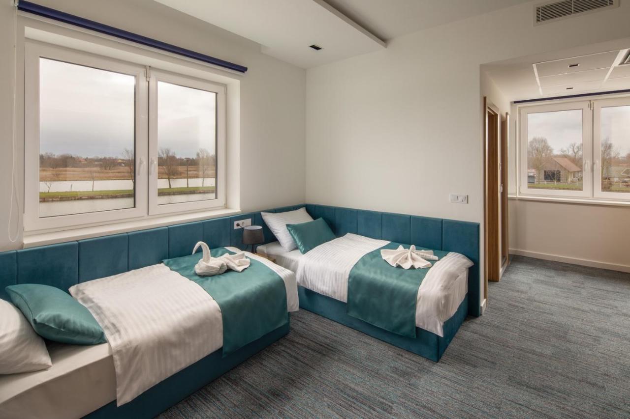 Sziget Hotel Nyíregyháza Zewnętrze zdjęcie
