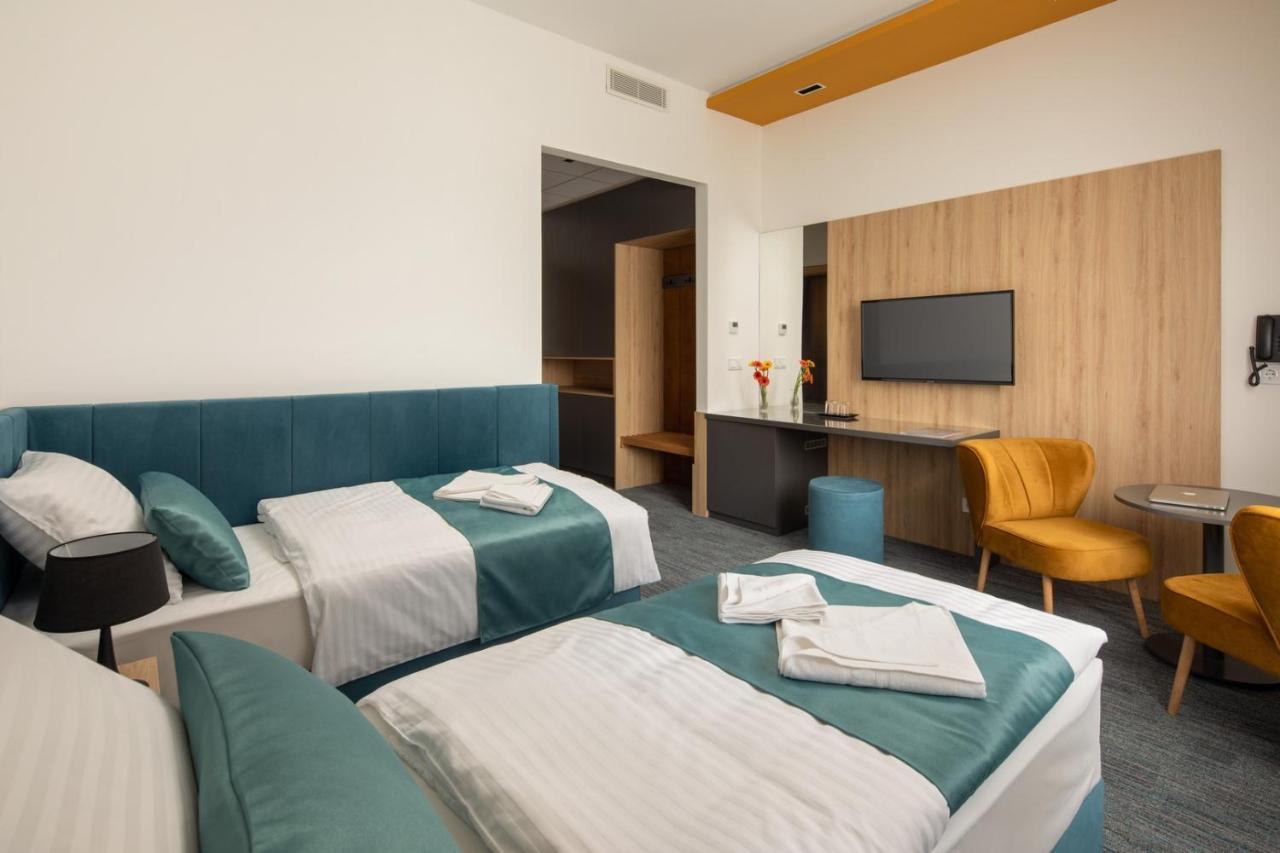 Sziget Hotel Nyíregyháza Zewnętrze zdjęcie